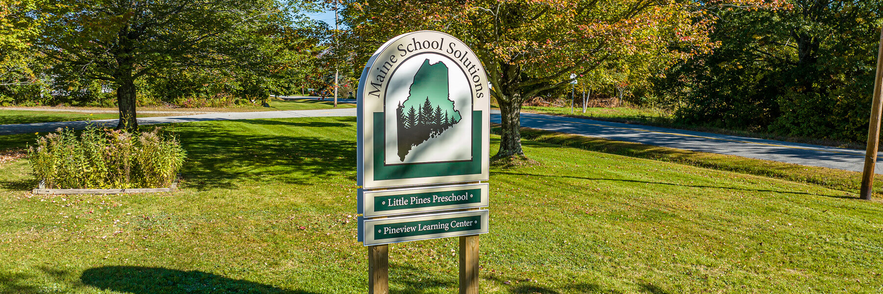 Pineview Learning Center & Little Pines Preschool sign.